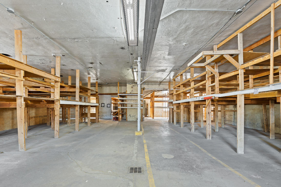Image 11