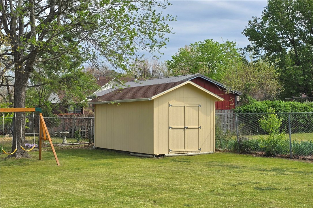 Image 32