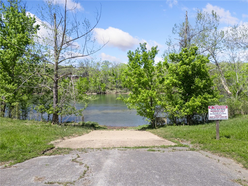Image 33