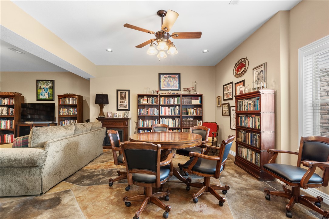Image 40