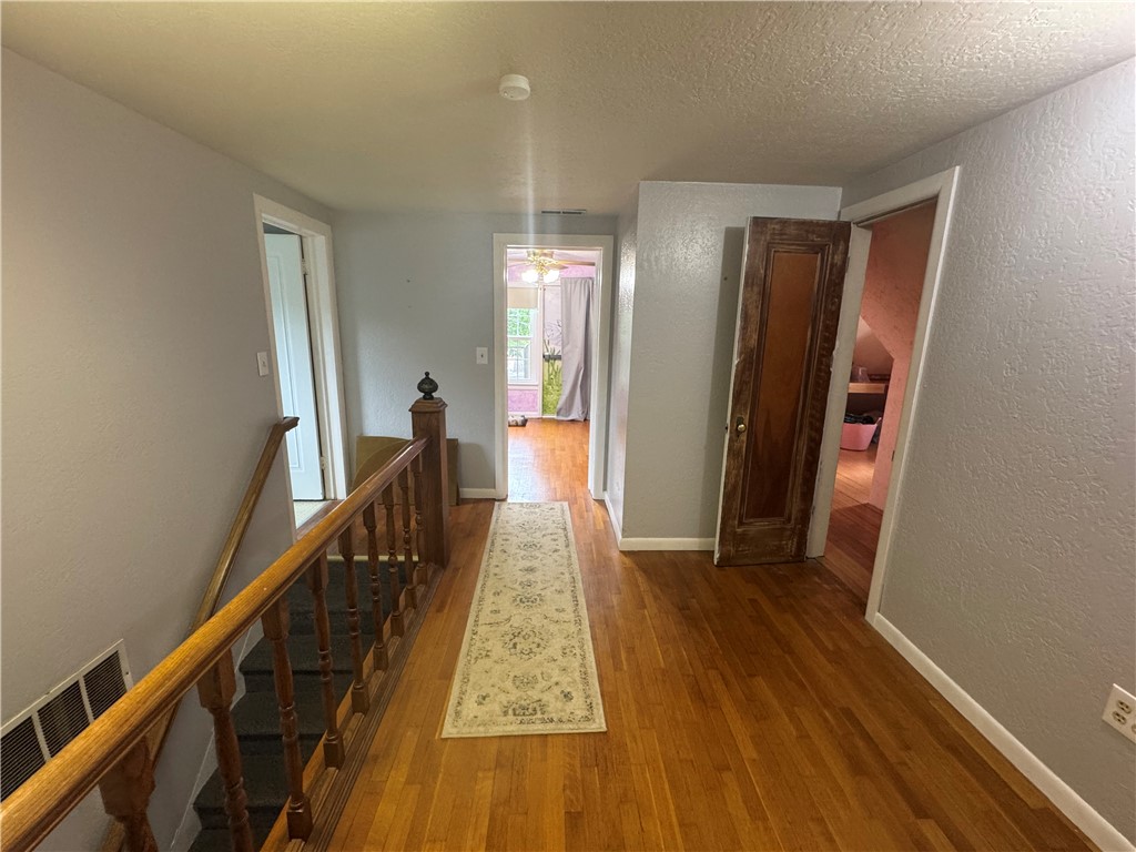 Image 44