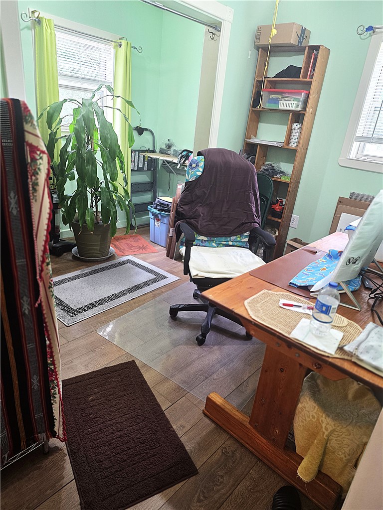 Image 12
