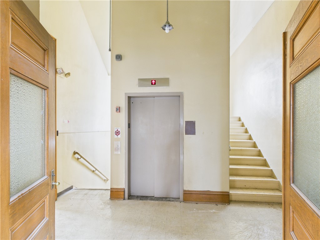Image 33