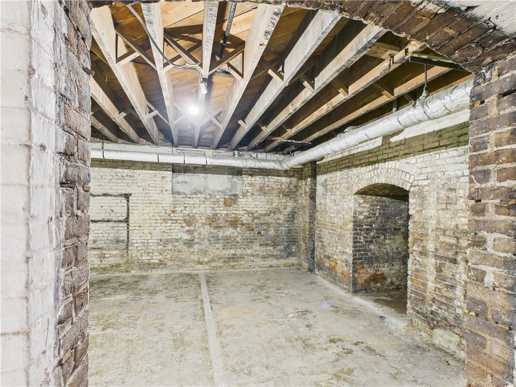 Image 42