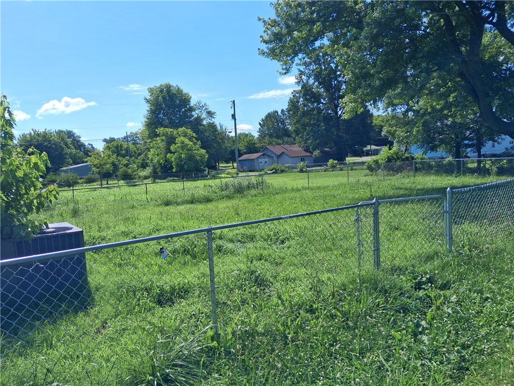 Image 10